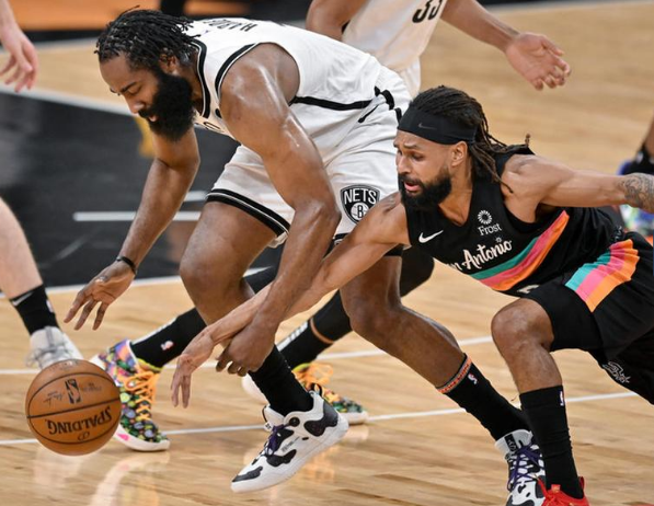 bet365投注-雷恩足球俱乐部在比赛中脱颖而出什么意思