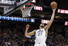 nba最佳防守球员最多的球员